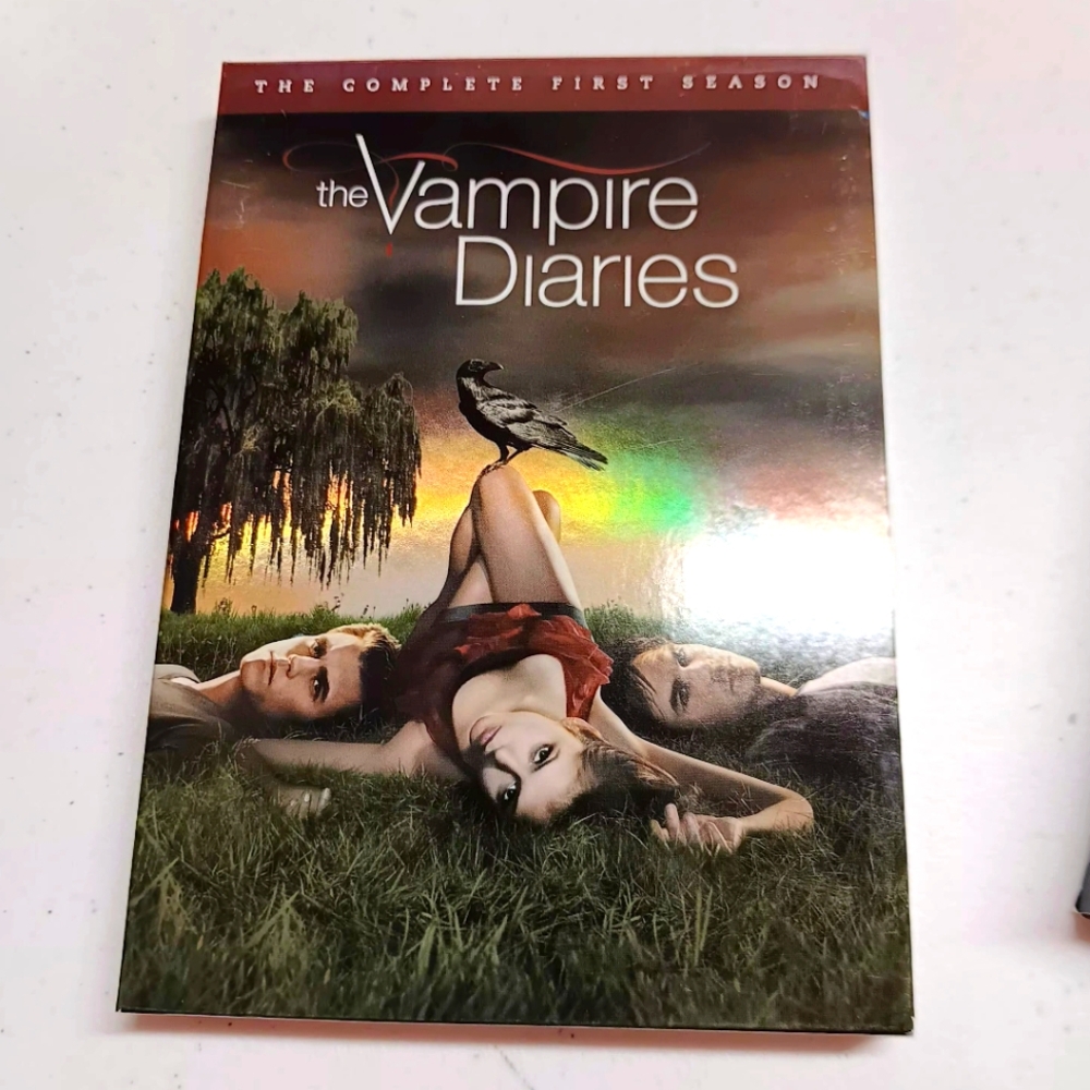 The Vampire Diaries Complete First Season DVD